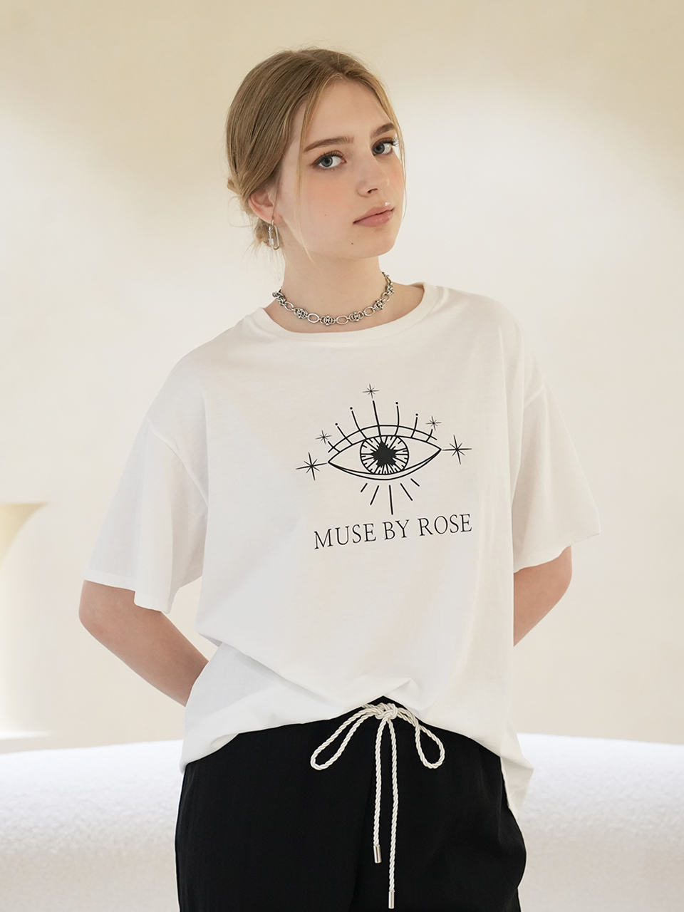 ﻿MUSE BY ROSE eye logo T-shirt  (WHITE)﻿